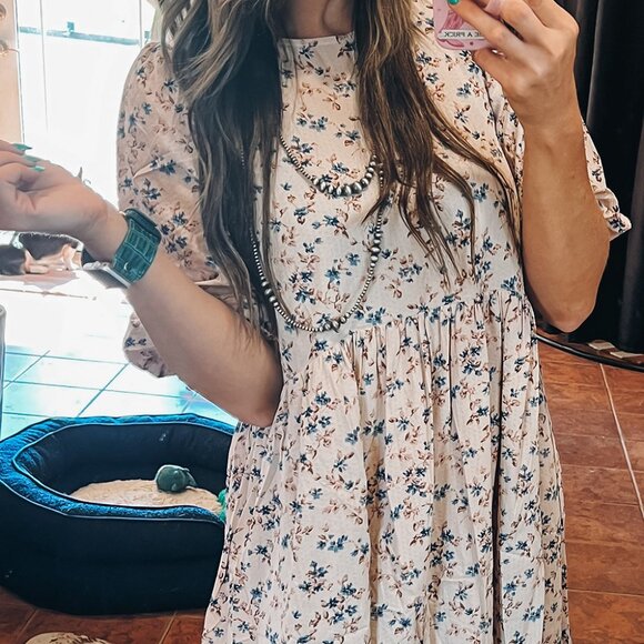 B268 Beige Floral Puff Short Sleeve Empire Waist Mini Dress - Picture 1 of 13